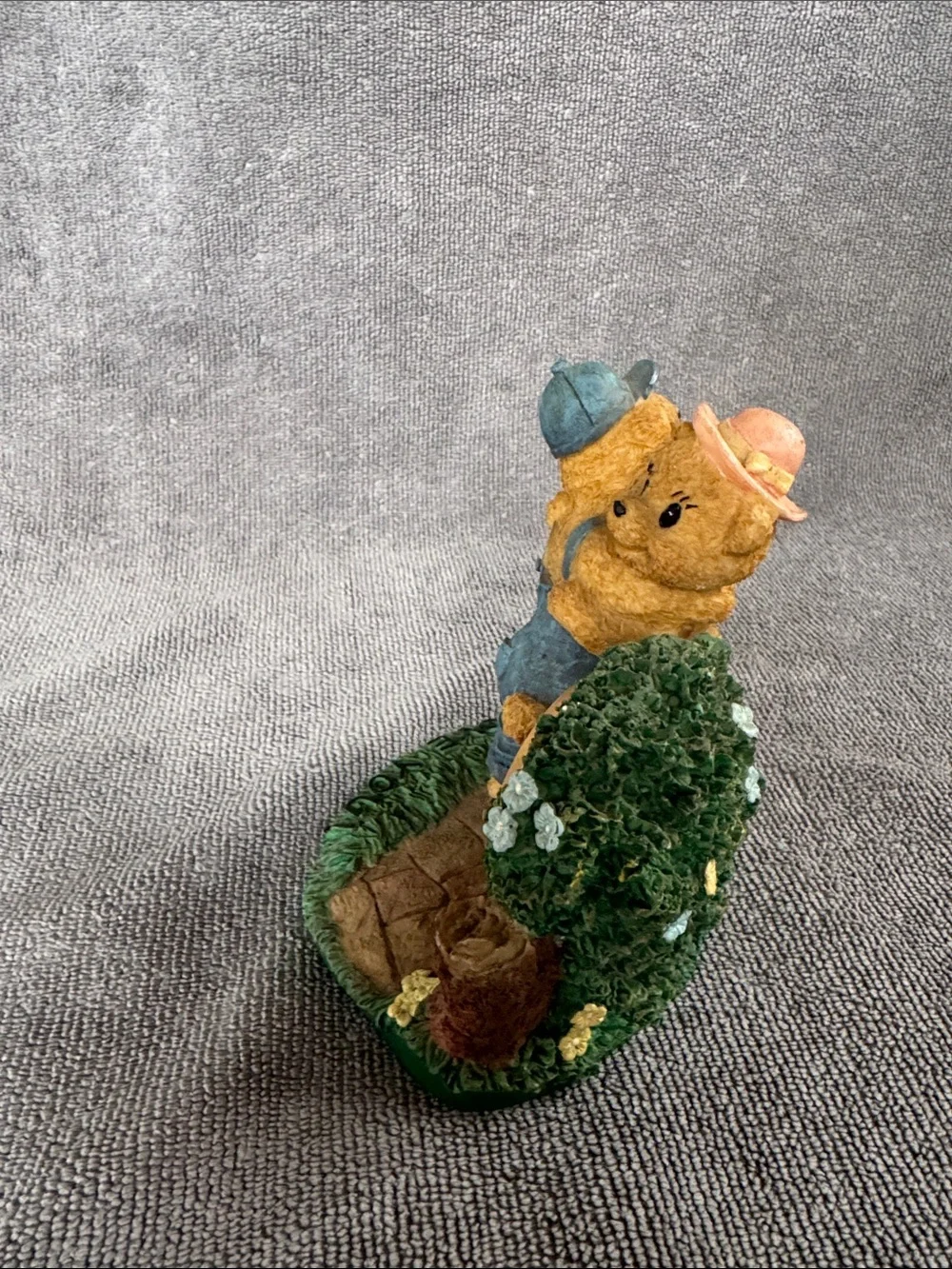 The Country Timepiece Collection “I Love You!”Bear Decorative Desk Accent Clock